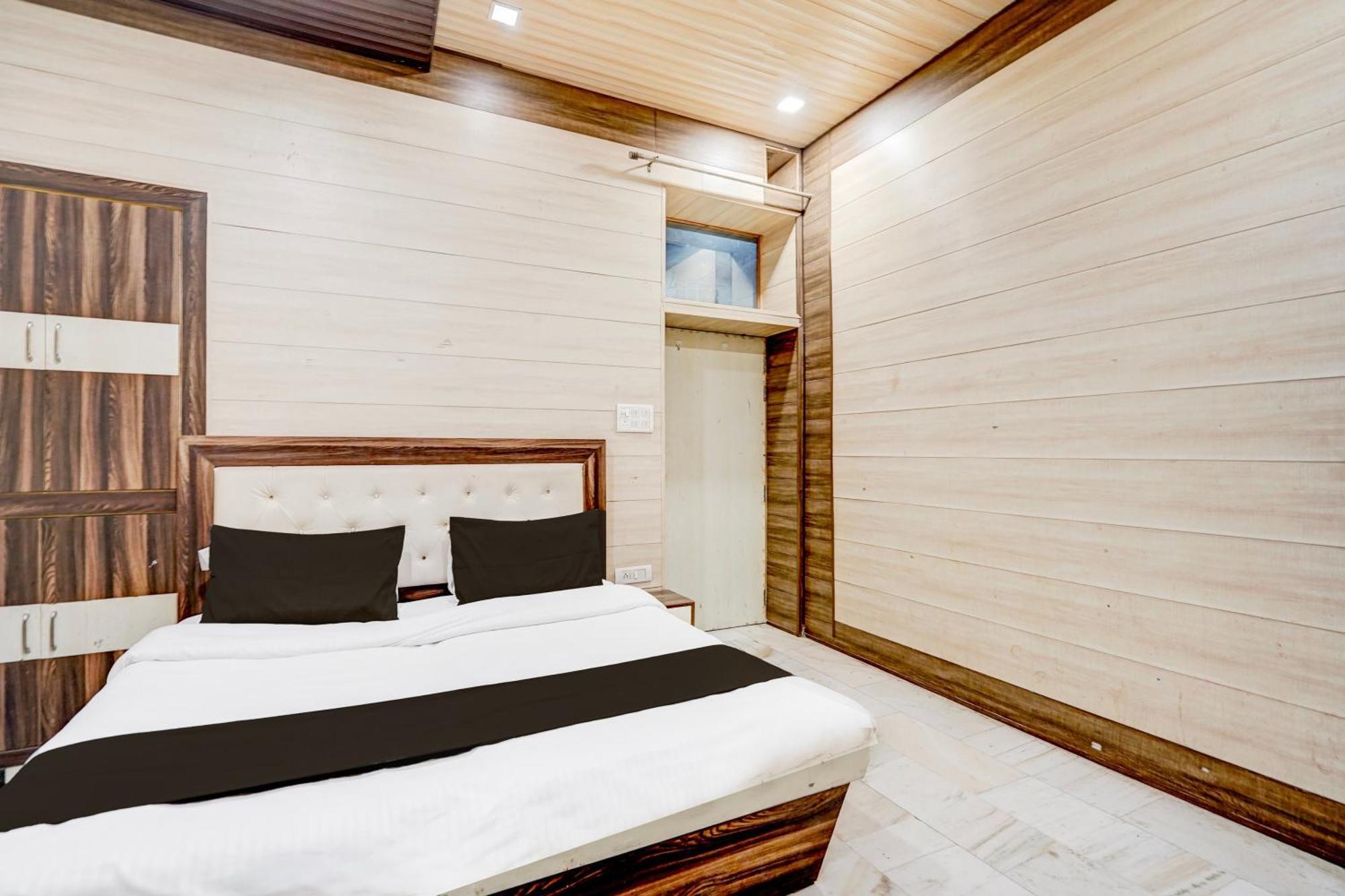 Hotel O Mayur Resort Mathura Εξωτερικό φωτογραφία