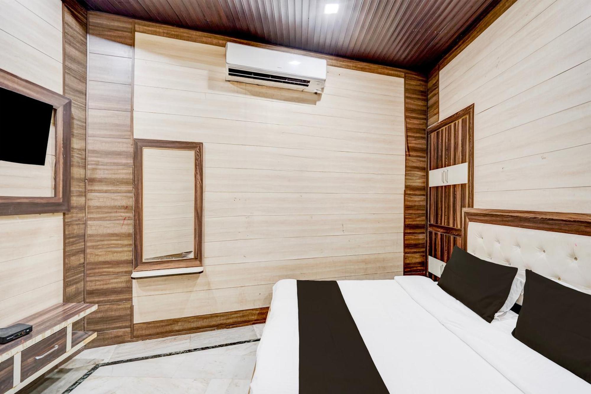 Hotel O Mayur Resort Mathura Εξωτερικό φωτογραφία